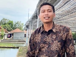 Helping the fish farmer to grow with quality feed and technology